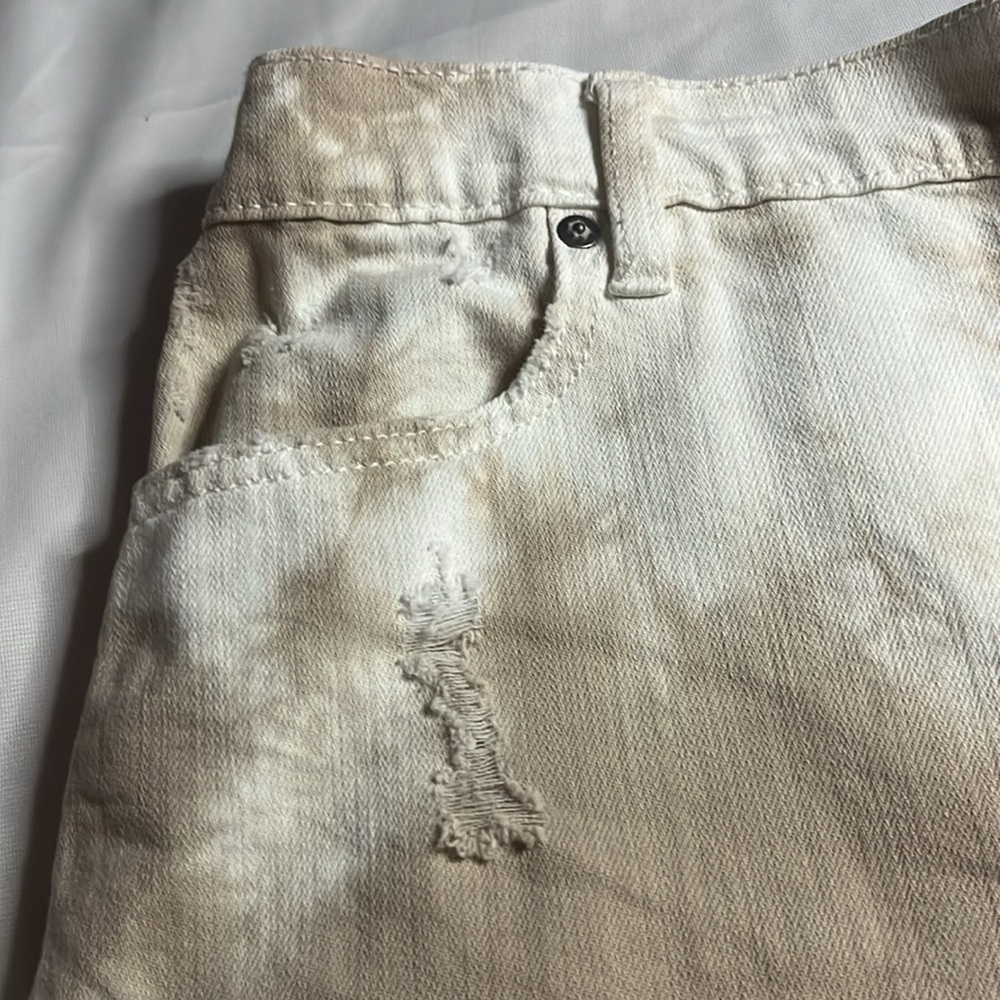 Aerie Tie Dyed Distressed Jean Shorts - Picture 6 of 11